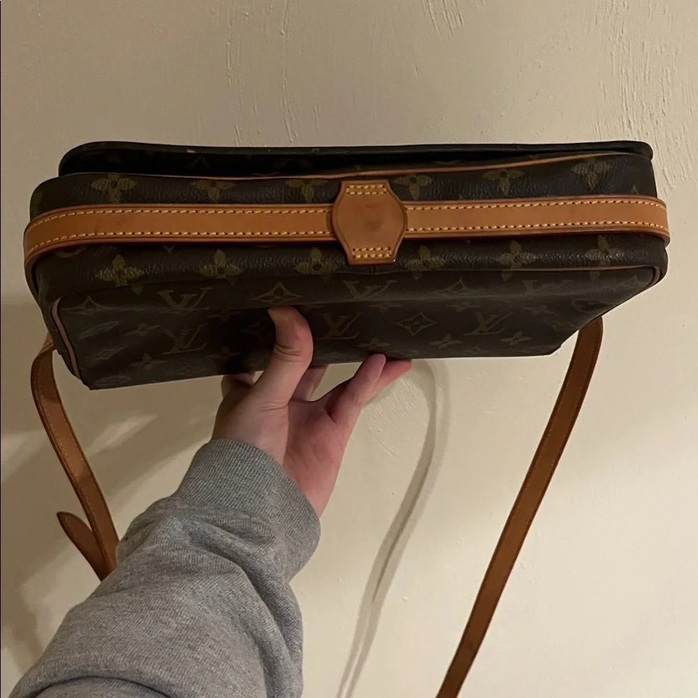 Louis Vuitton Monogram Saint Germain Bag - Picture 5 of 13